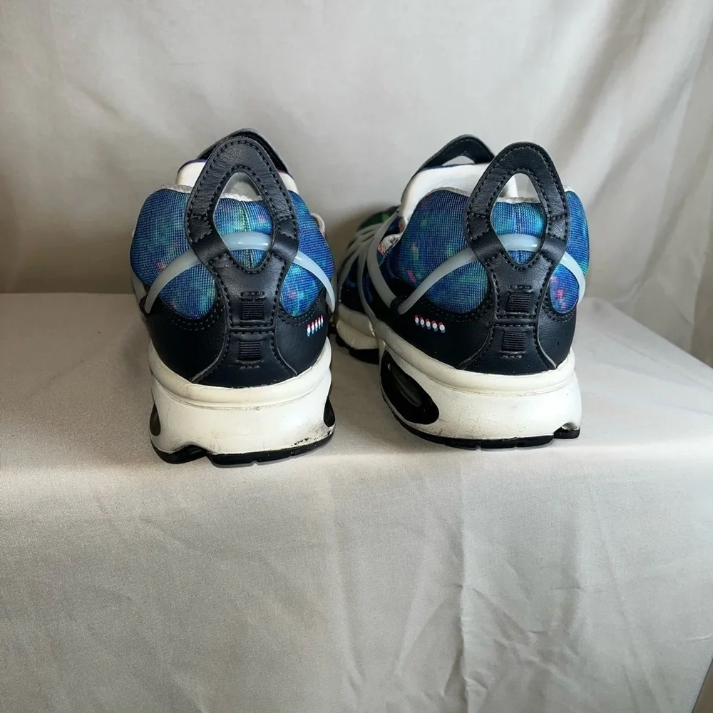 Nike Black and Blue Athletic Sneakers